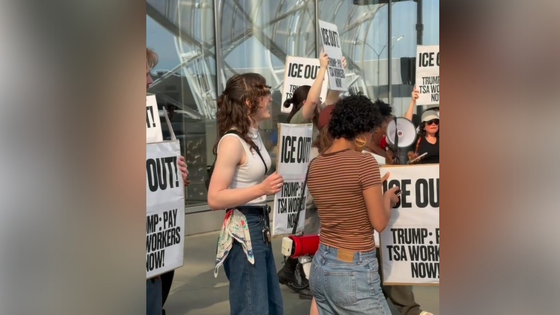 Protestors gather outside Atlanta airport over ICE deployment