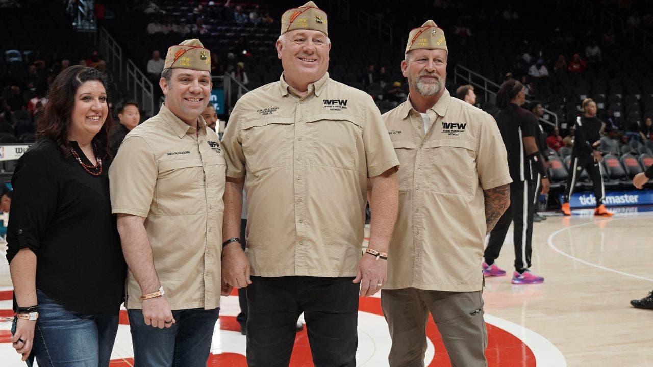 Hawks, Crown Royal honor military at 10th Crowning Courage event