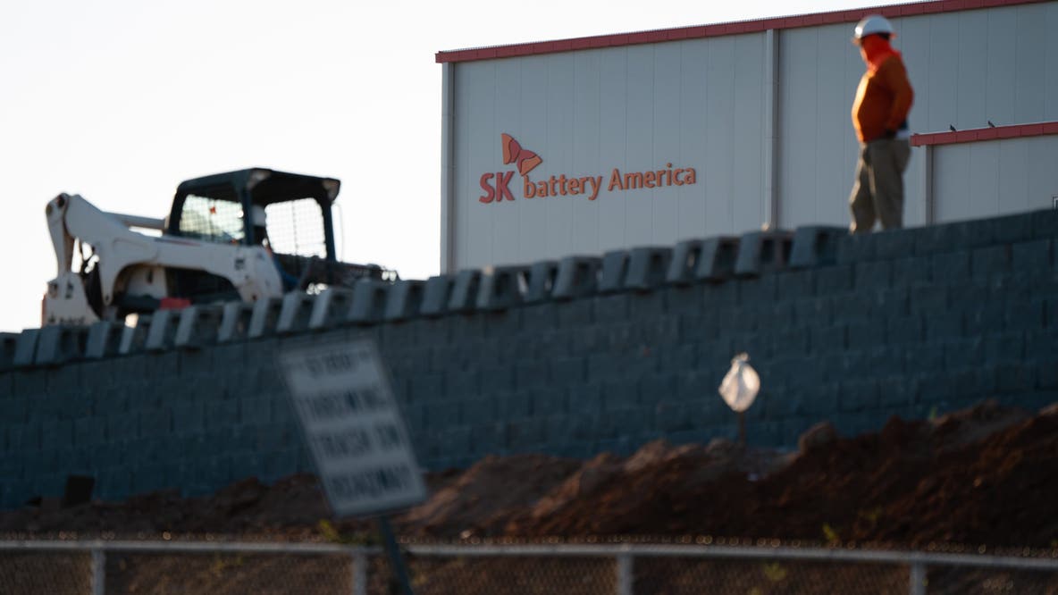 SK Battery America lays off nearly 1,000 workers at Commerce plant