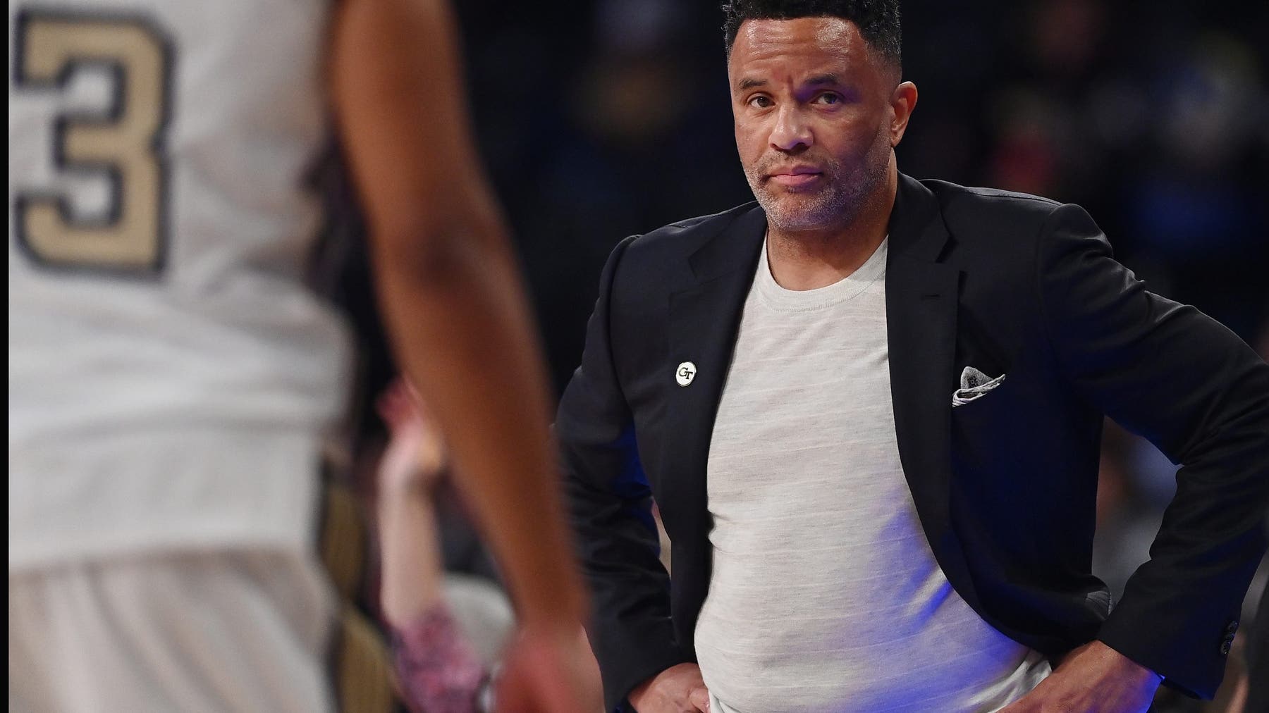 Georgia Tech fires head men's basketball coach Damon Stoudamire