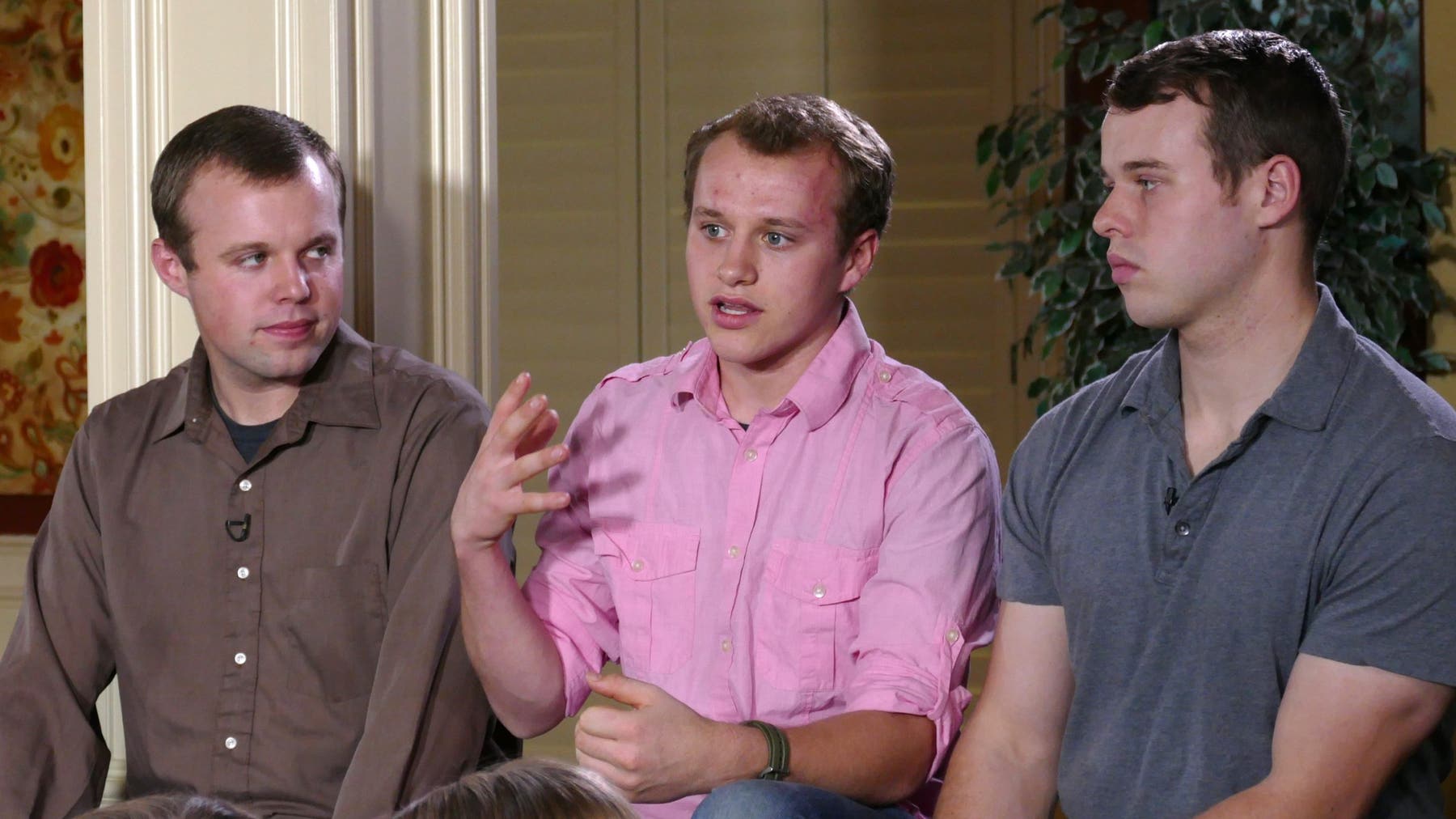 Former '19 Kids and Counting' star Joseph Duggar accused of child molestation