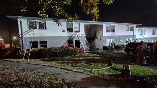 Crews extinguish Norcross apartment fire that displaced 16