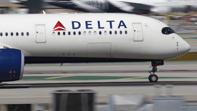 Delta temporarily ending long-standing perk for Congress members