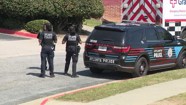 11-year-old shot at apartment complex in northwest Atlanta