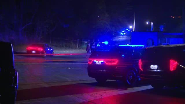 1 dead, 1 injured in shooting at southwest Atlanta apartment complex