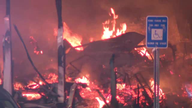 Union City apartment building destroyed in fire