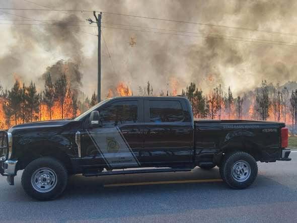 Gov. Kemp visiting South Georgia to assess Pineland Fire damage Tuesday