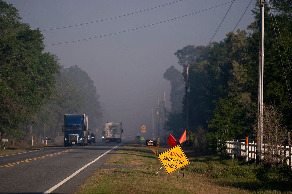 Fire continues to burn out of control Thursday morning in South Georgia