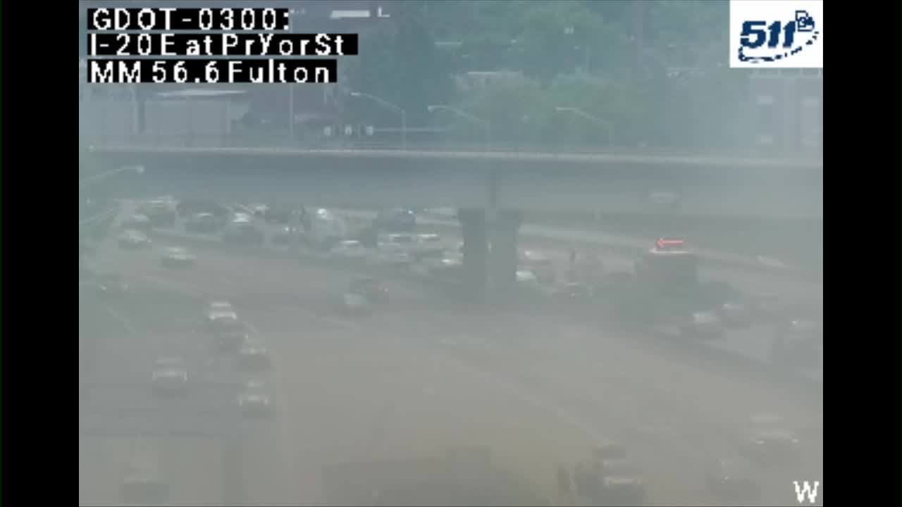 Police chase causes delays on I-20 WB in Atlanta