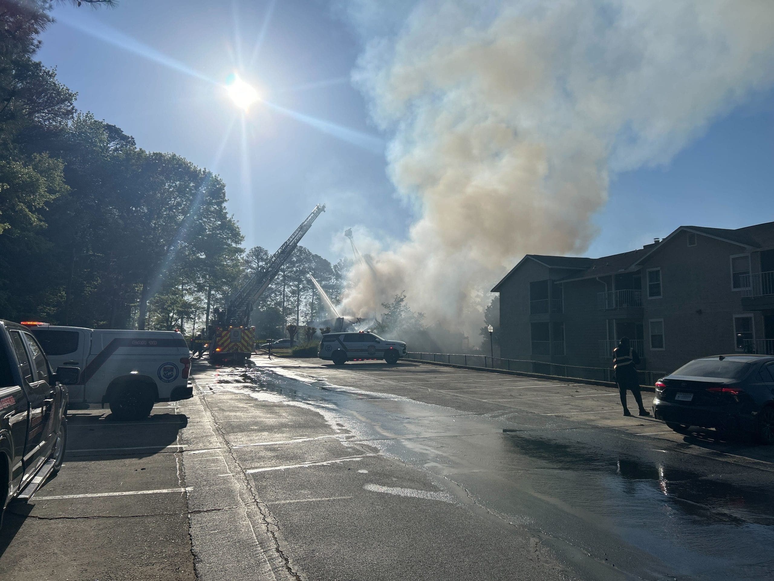 2-alarm fire in Clayton County displaces dozens, 1 injured