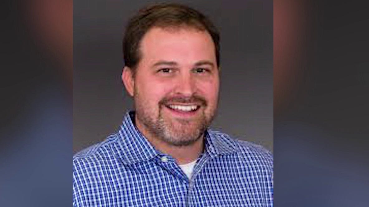 NW Georgia lawmaker apologizes for blackface photo