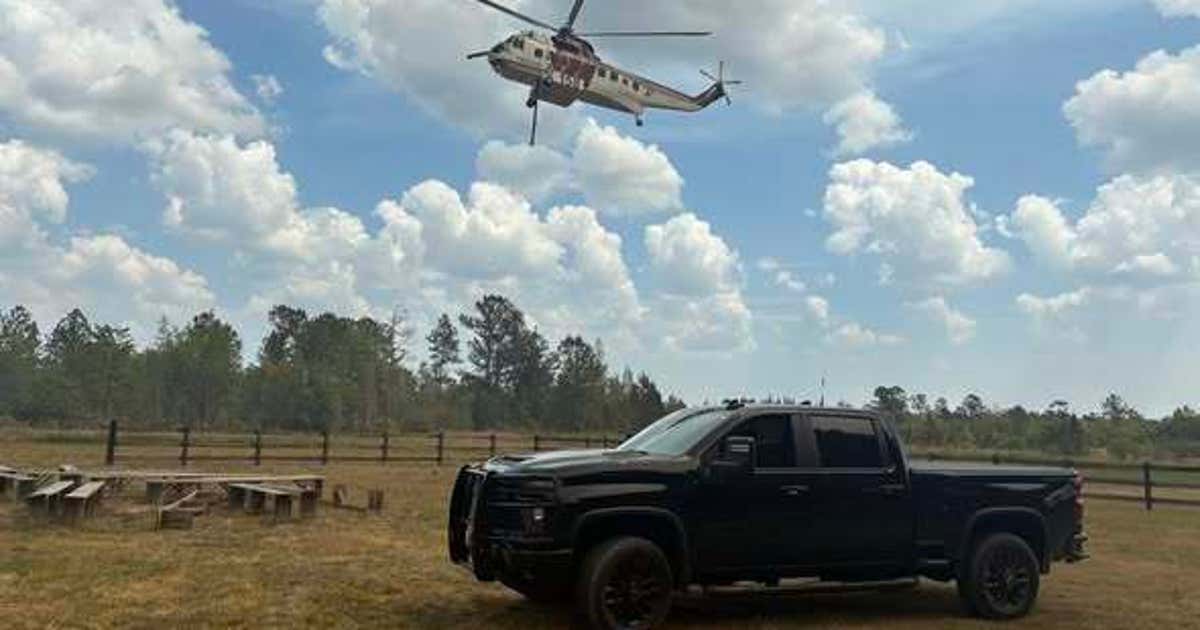 Highway 82 fire now 45% contained in Brantley County