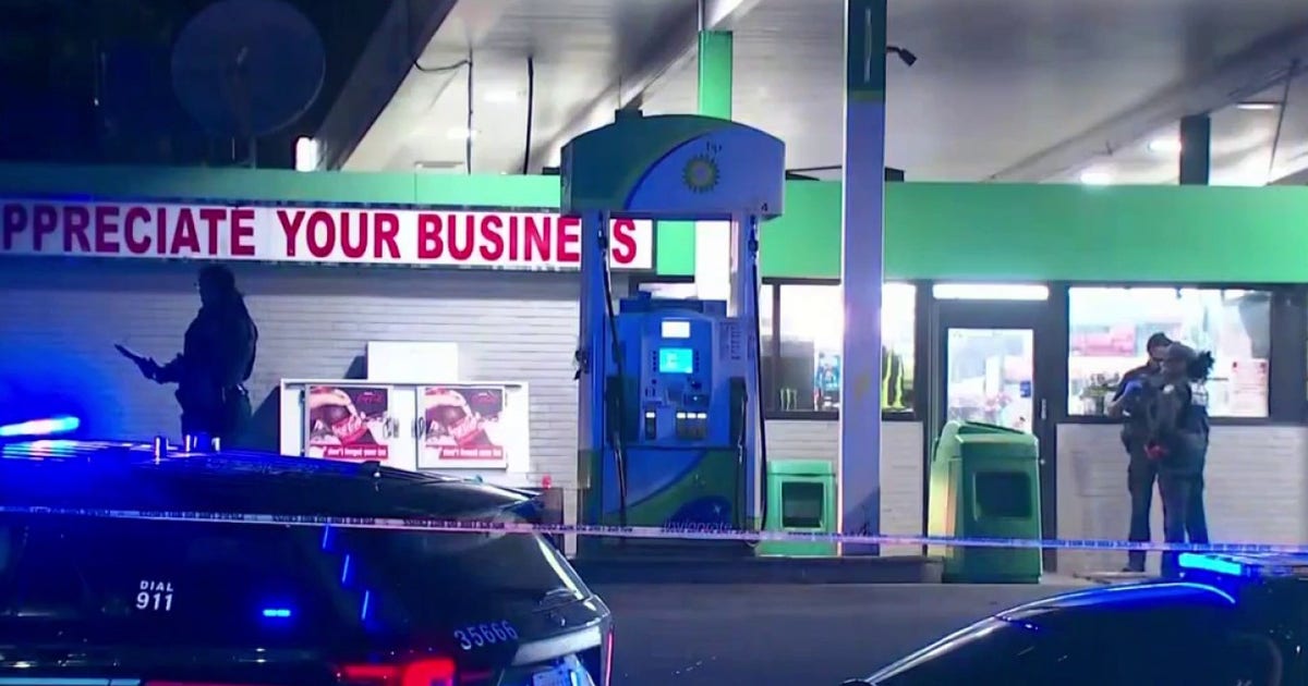 Teenager killed at SW Atlanta gas station overnight | FOX 5 Atlanta
