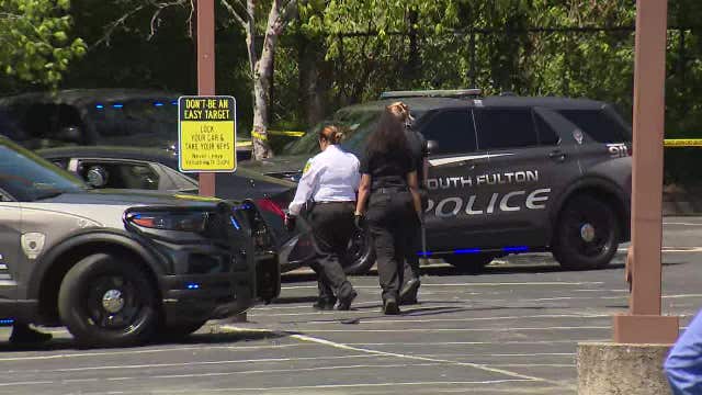 Police investigate death of mother behind shopping plaza