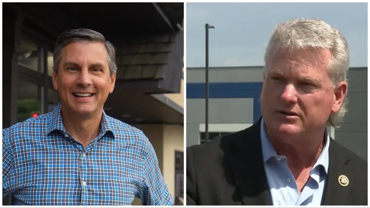 New poll shows shifts in Georgia Senate race