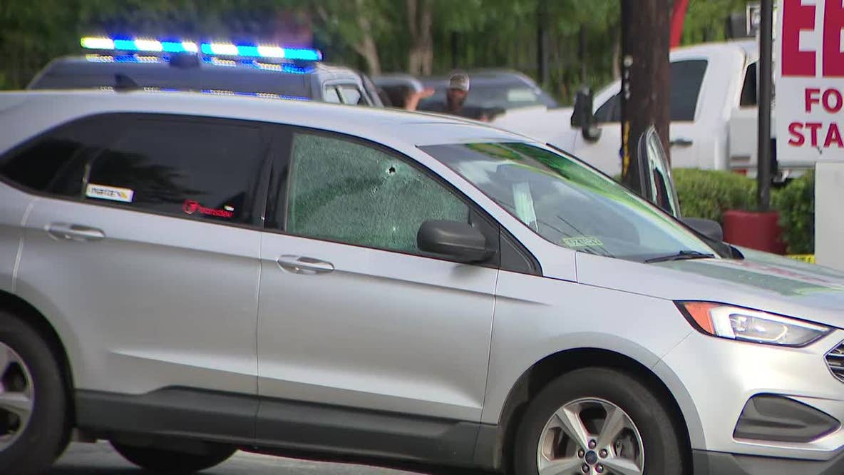 Atlanta police investigating shooting at Lee Street gas station