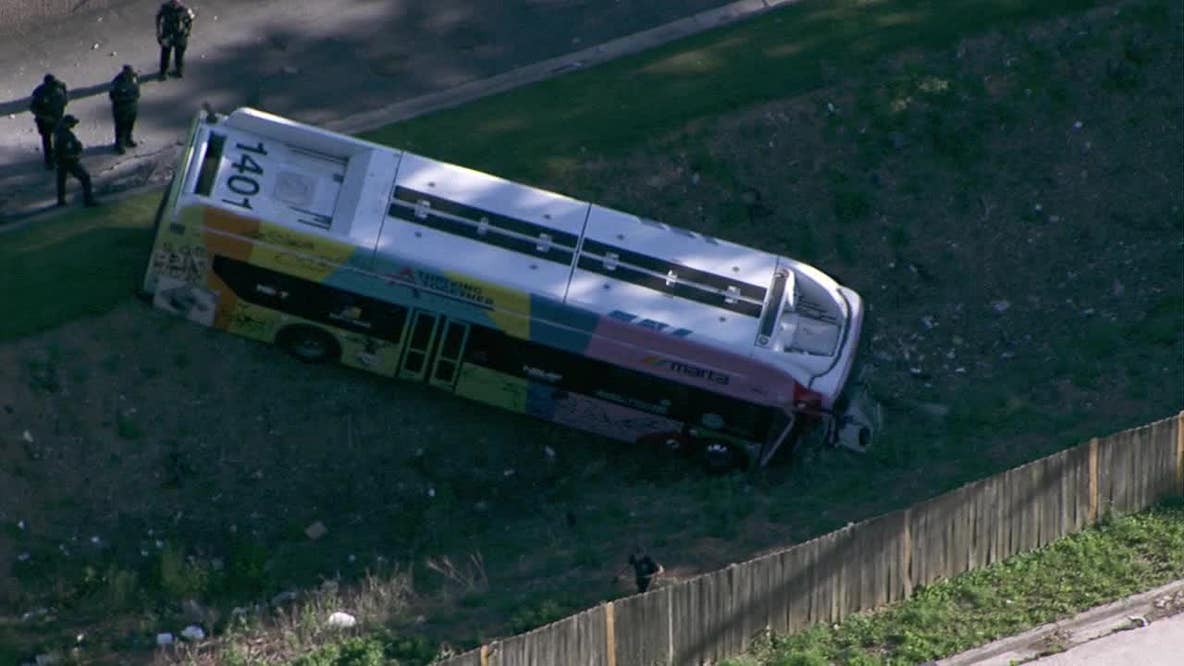 7 injured in MARTA bus crash in DeKalb County