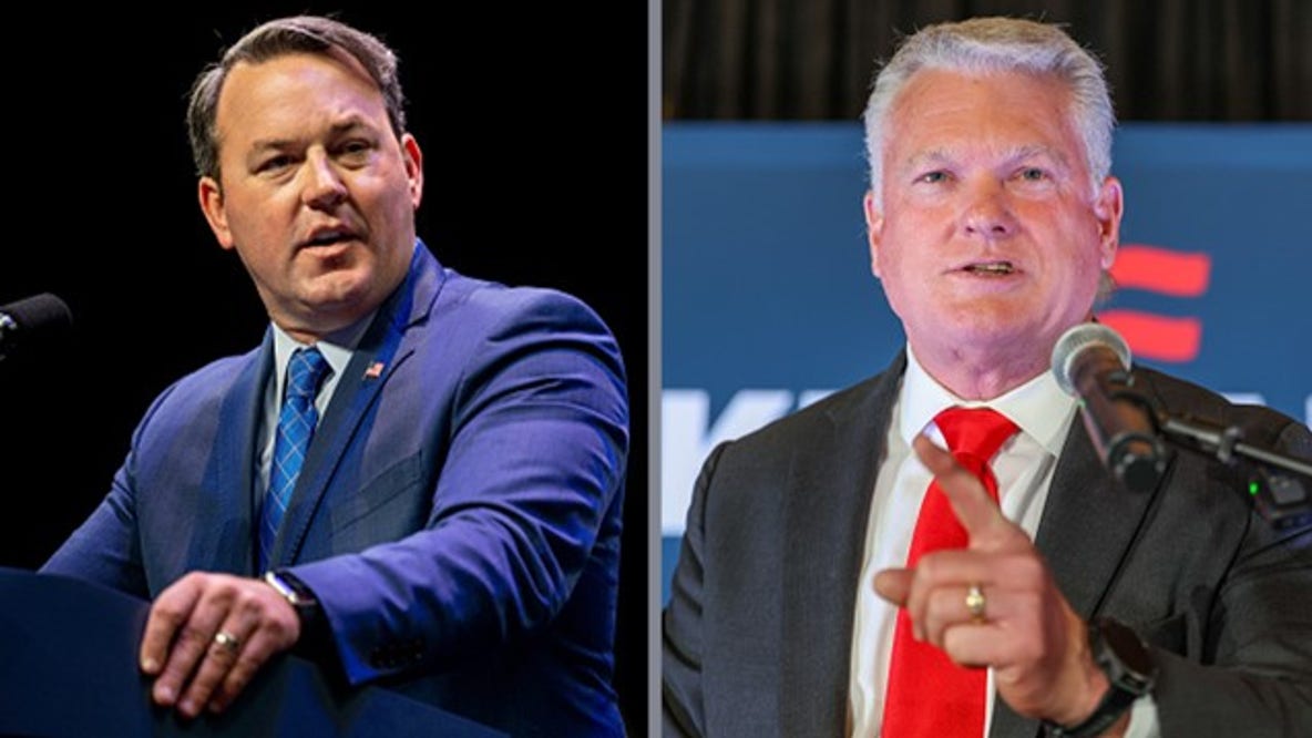 Front-runners hold edges in Georgia GOP runoffs, poll shows