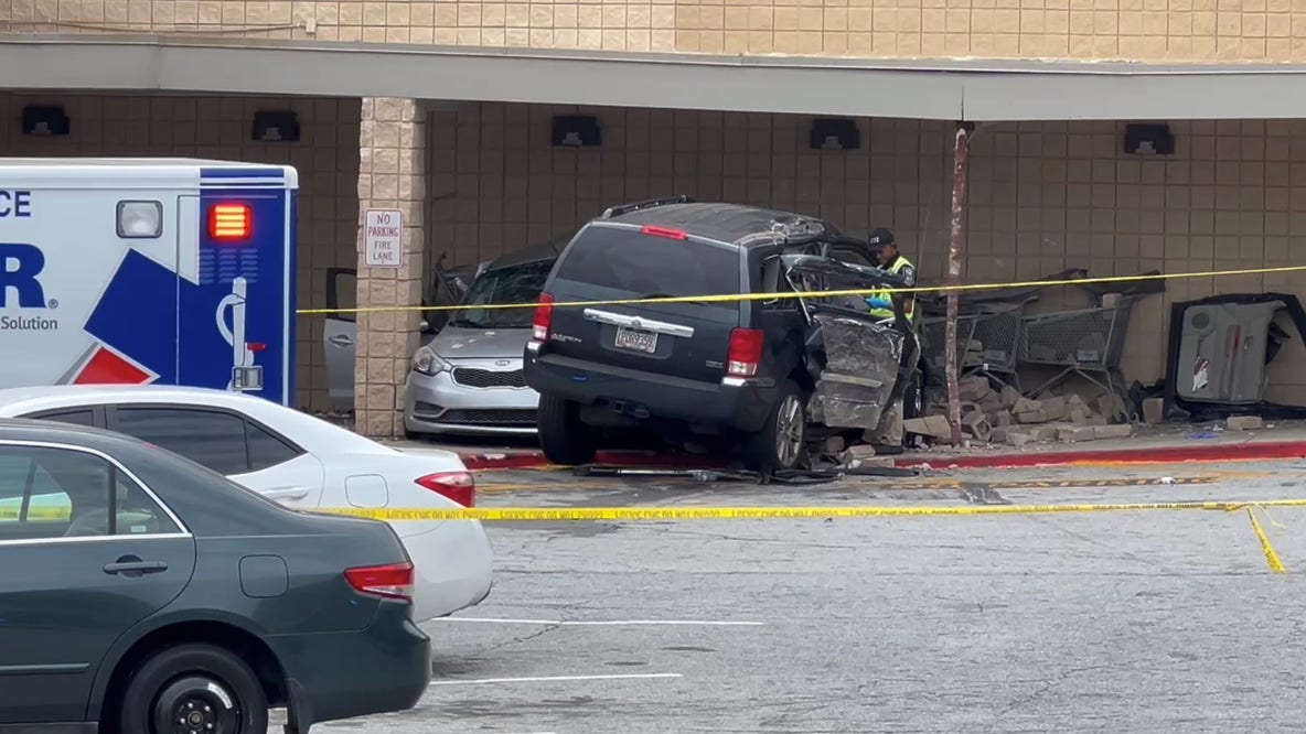 Woman dead, another injured after cars crash into Decatur Kroger