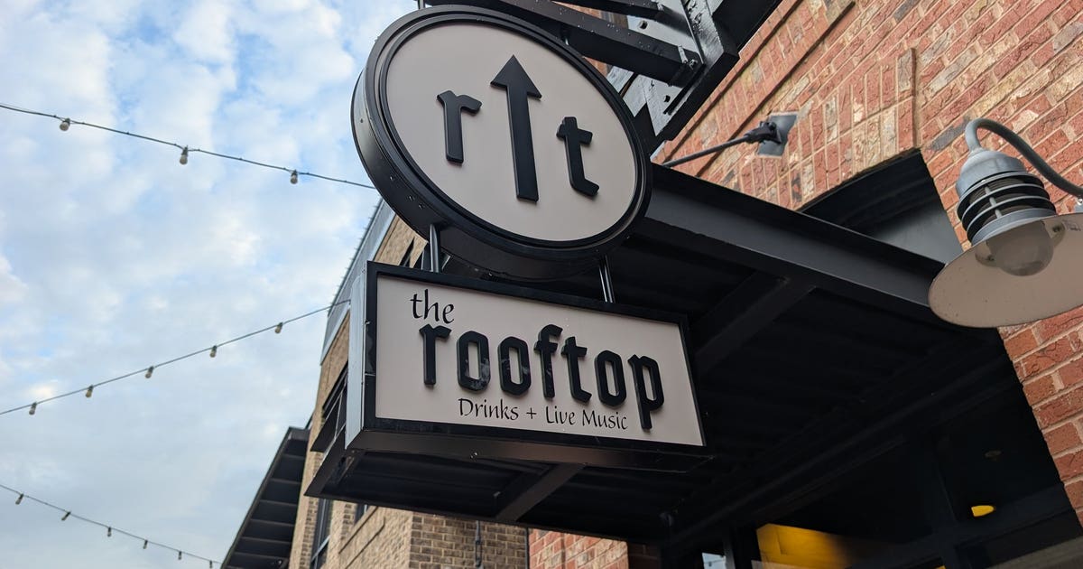 Drinks and live music pair perfectly at Sugar Hill’s The Rooftop
