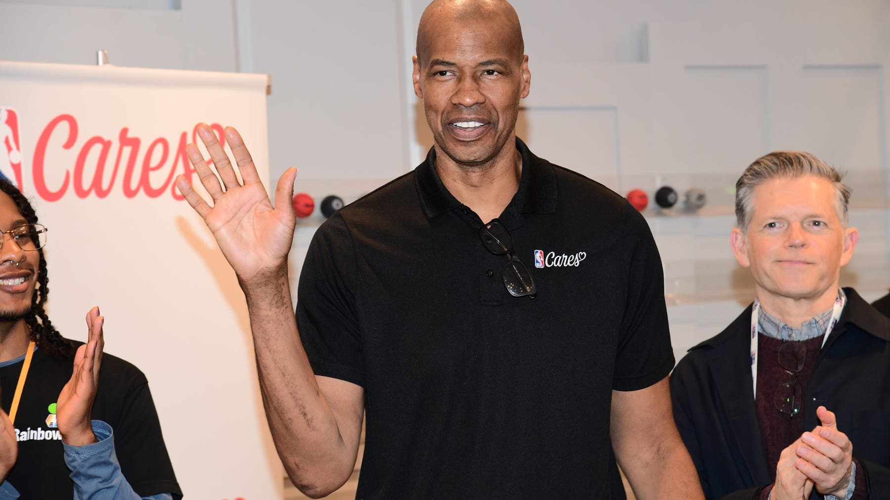 Jason Collins, NBA's first openly gay player, dies of brain tumor