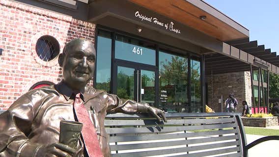 Chick-fil-A Dwarf House: Hapeville landmark celebrates 80 years