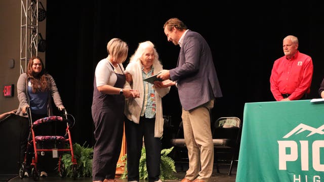 Real-life 'Rosie the Riveter' graduates after 80 years
