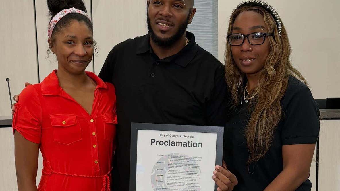 Couple honored for rescuing driver from Atlanta floodwaters