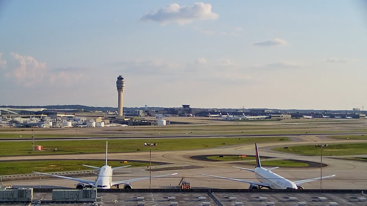 Frontier passenger faces battery charges after Atlanta gate fight