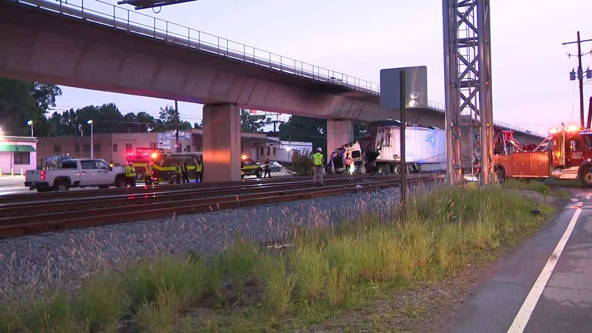 Train crashes into semi-truck in southwest Atlanta early Friday