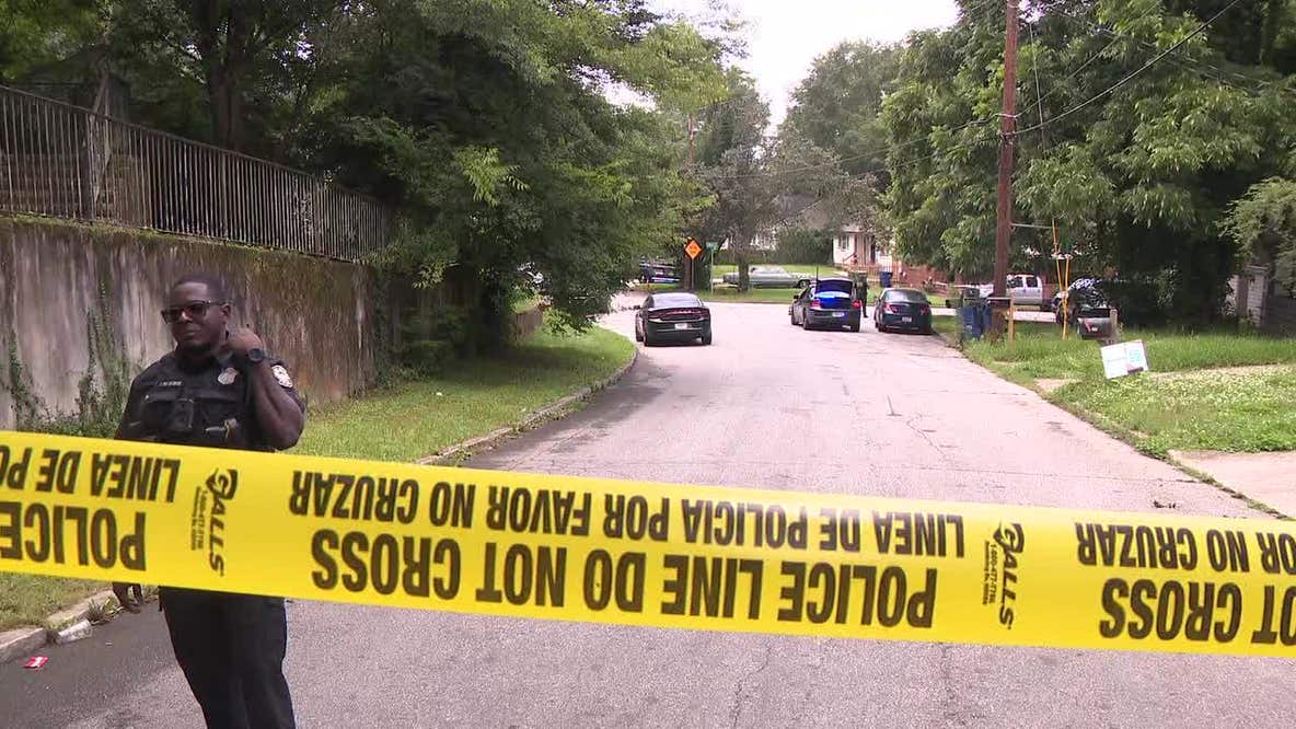 Police investigating shooting in northwest Atlanta neighborhood