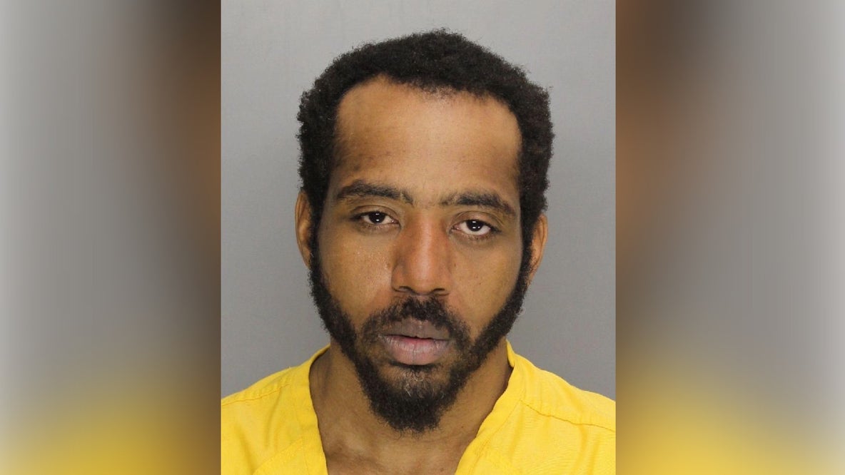 Atlanta man charged in connection with body found at abandoned Kroger
