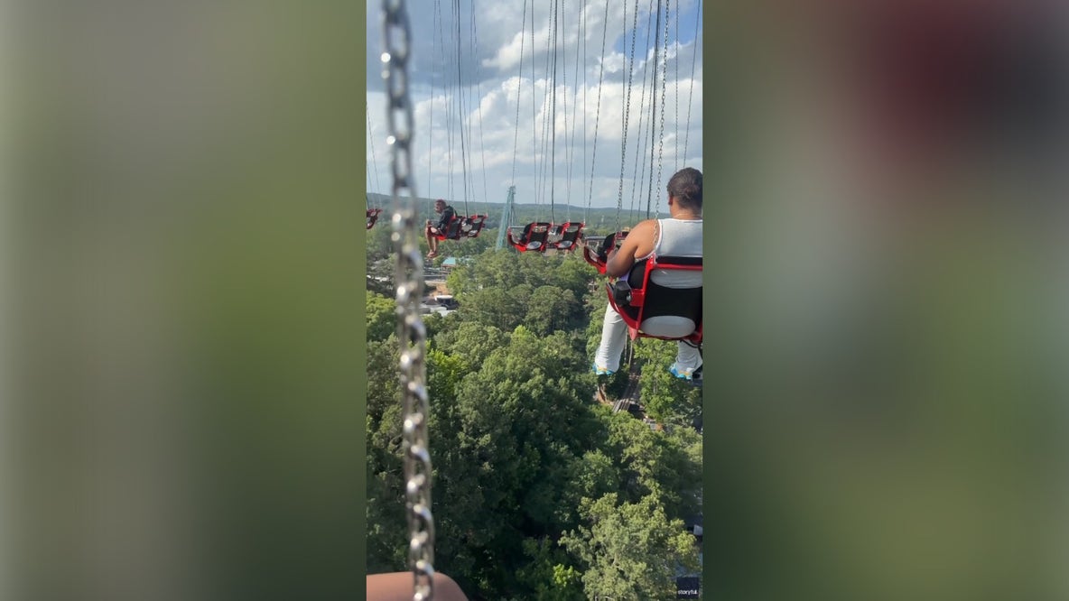 Video shows Six Flags Over Georgia ride stall, leaving guests stuck mid-air