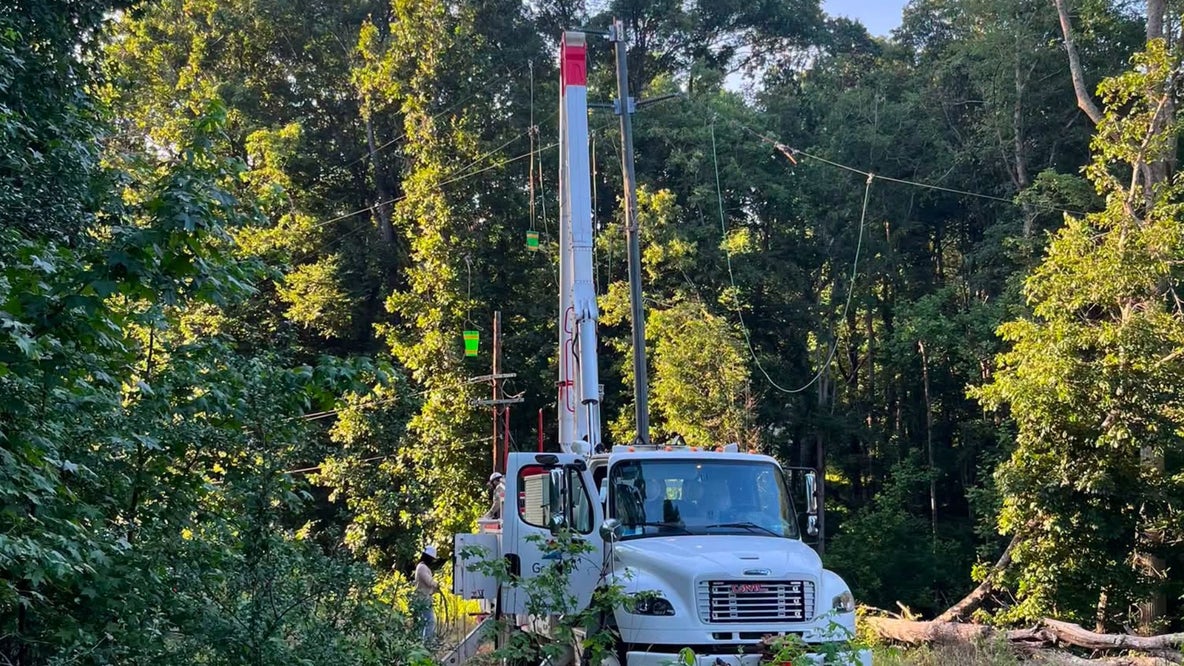 Major power outage hits Palmetto; cooling centers open Sunday