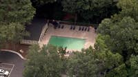 2-year-old dies after drowning in Roswell apartment pool