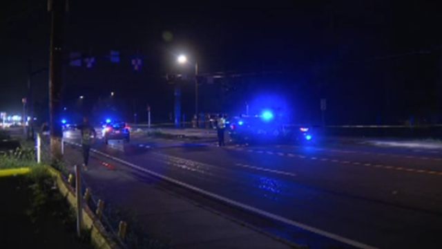 Stabbing victim walks to Hamilton E. Holmes MARTA station for help