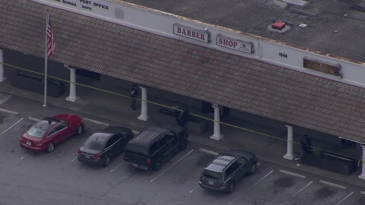 1 seriously injured in incident at Lithonia strip mall