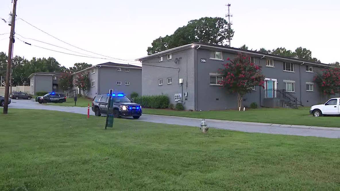 Man dead after shooting on Flat Shoals Road in Decatur