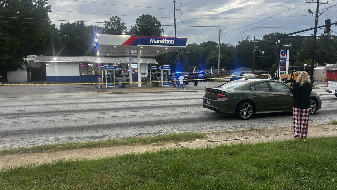 32-year-old man shot Monday morning in DeKalb County, family says