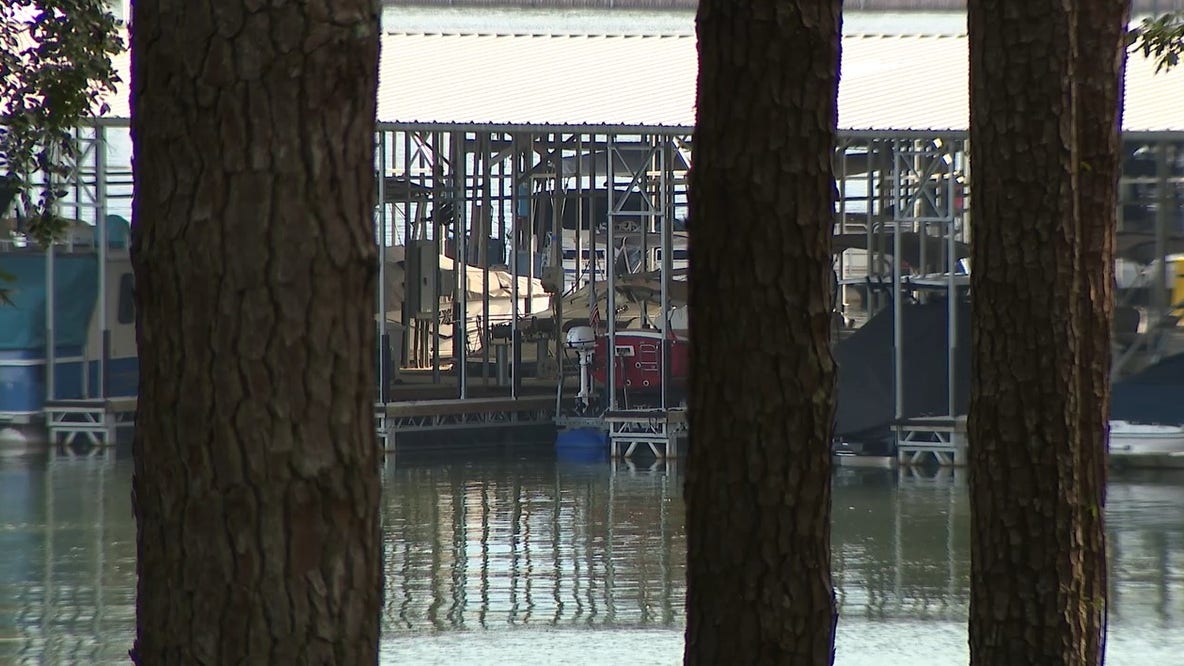 Crews search for missing 27-year-old man on Lake Allatoona