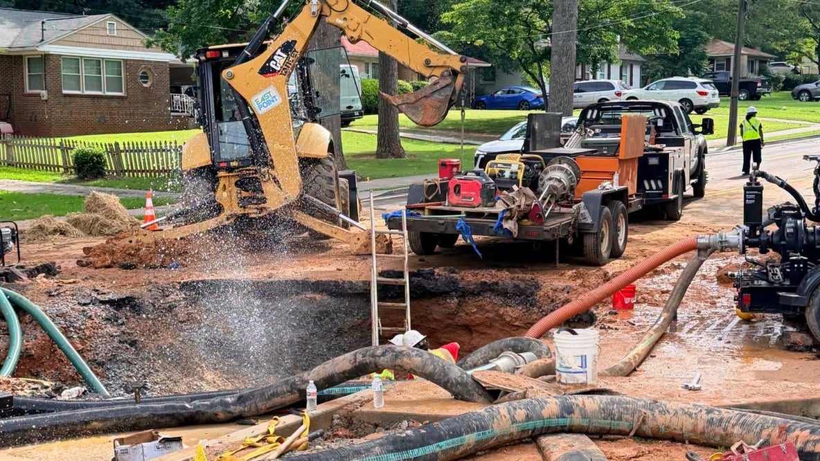East Point water main break repairs continue after new damage found