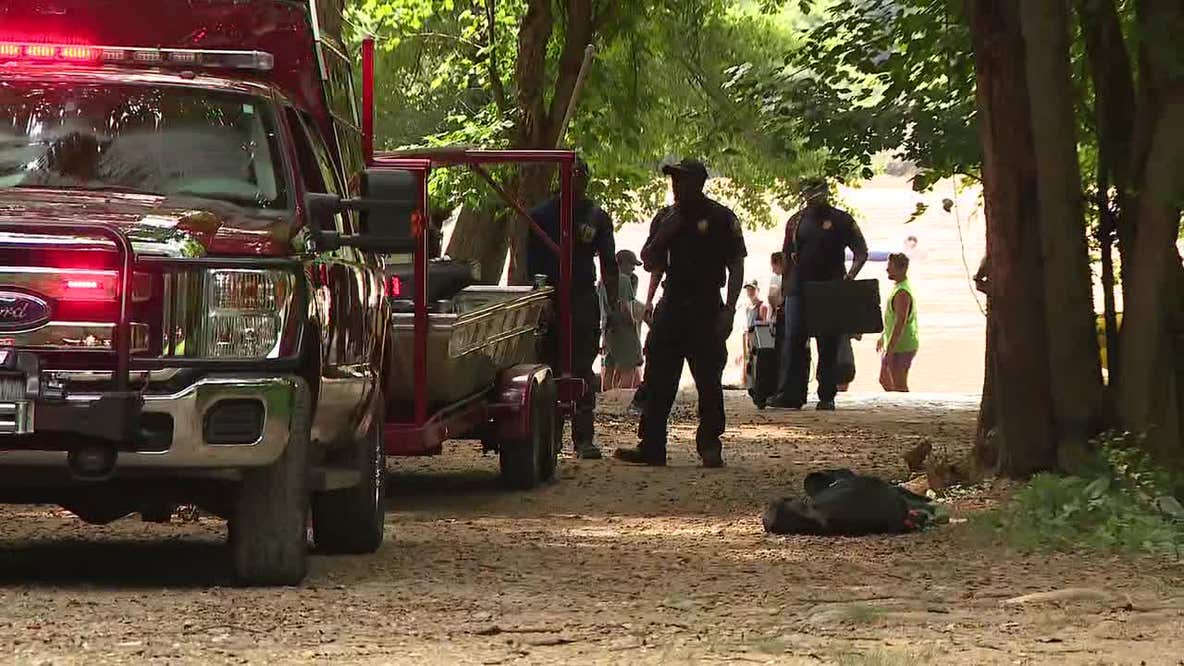 6 rescued after being stranded along Chattahoochee River embankment