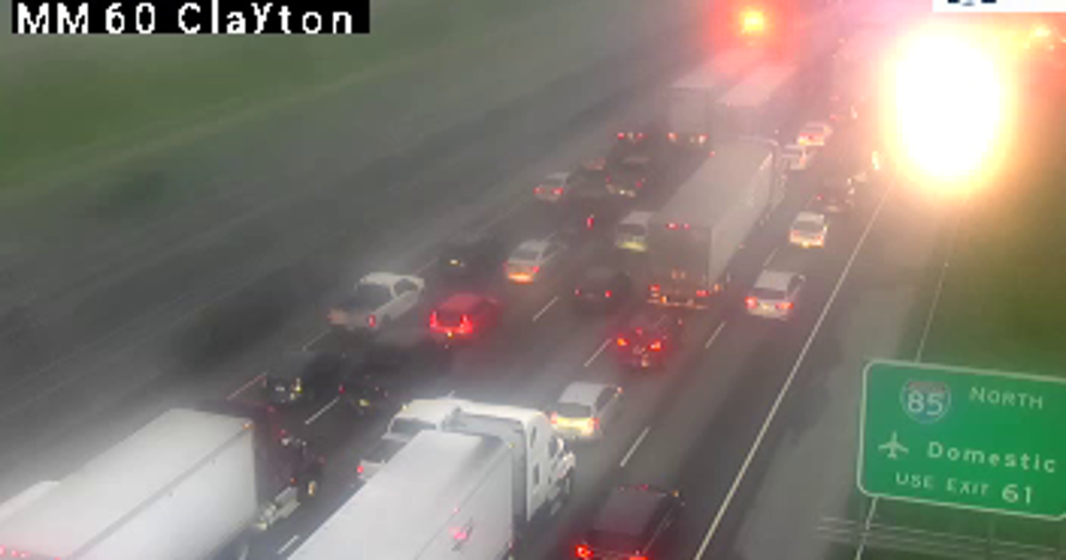 Lanes reopen on I-285 after fiery multi-vehicle crash