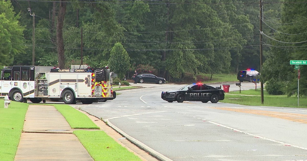 Jonesboro burglary standoff: 3 suspects arrested after SWAT response