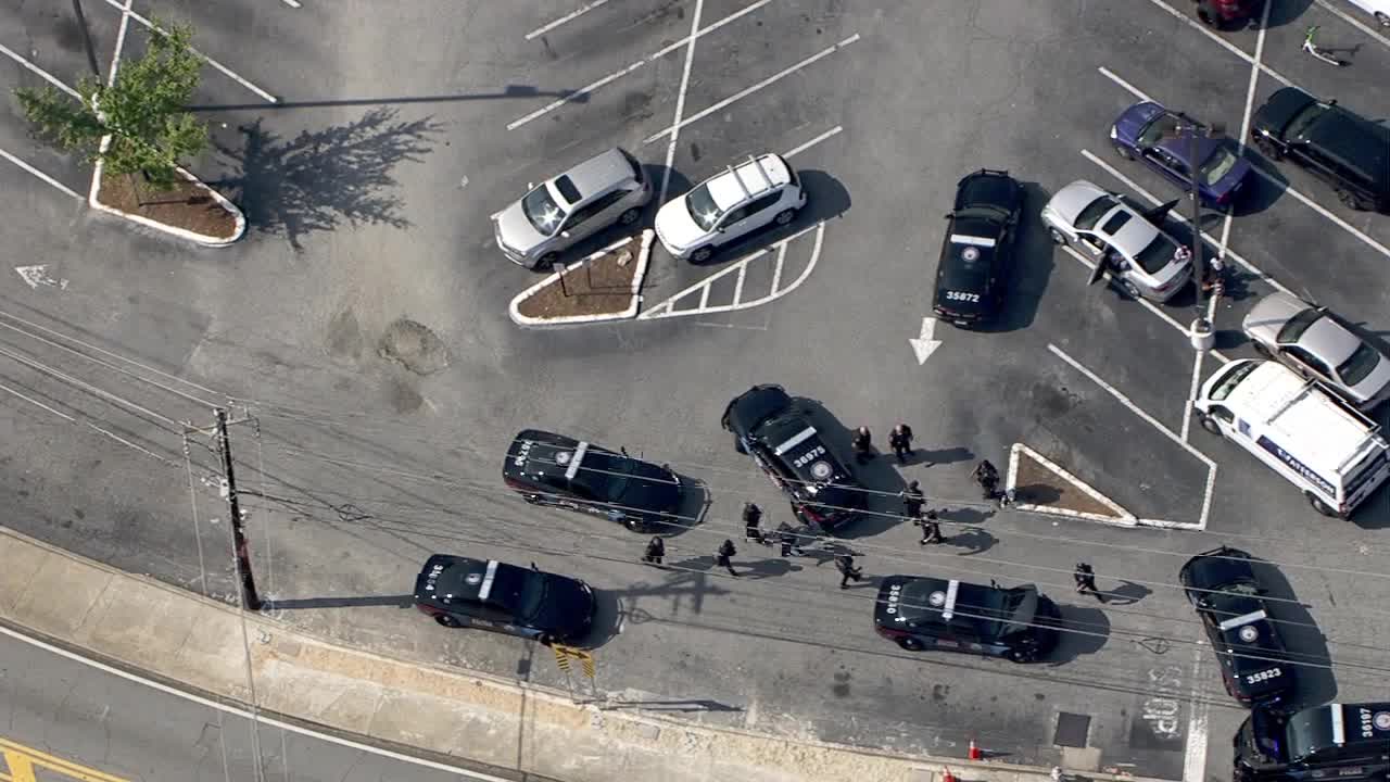 Police rescue child, make arrest after Midtown Atlanta car theft