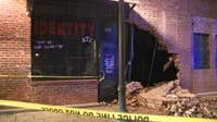 Atlanta smash-and-grab: Masked men ram U-Haul into clothing store