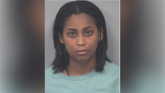 Mom charged in son's hot car death visits son hours before funeral