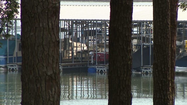 Crews search for missing 27-year-old man on Lake Allatoona