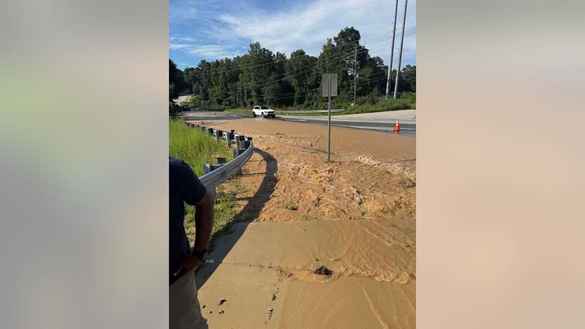 Water main break causing outage in Rockdale County