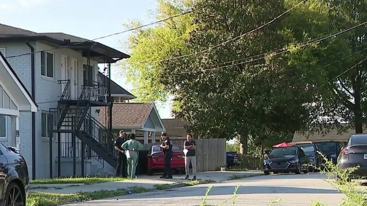 Bullet-riddled car discovered in northwest Atlanta on Griffin St.